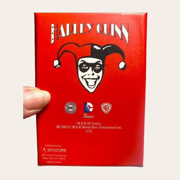 HARLEY QUINN WATCH (NIB) - Picture 3 of 10